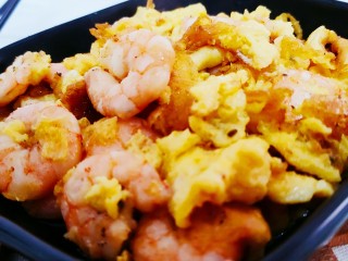 13、虾仁跑蛋,鲜美的虾仁跑蛋就做好了