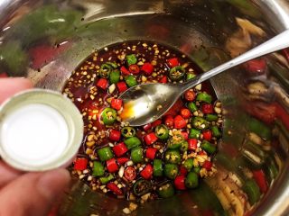 12、冰镇捞汁小海鲜,淋上朗姆酒