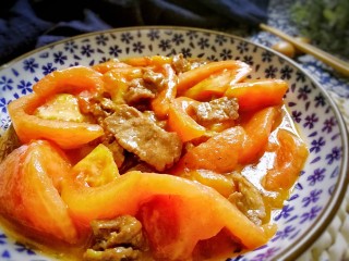 14、番茄炒牛肉,盛起，完成。