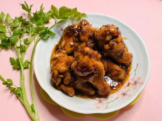 19、蜜汁鸡腿,蜜汁鸡腿就出锅啦！！