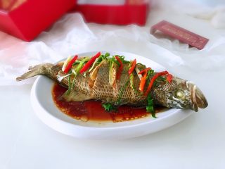 12、清蒸鲈鱼#年年有余#,成品。