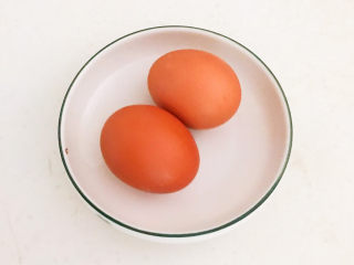 5、莲藕肉丸,土鸡蛋清洗干净