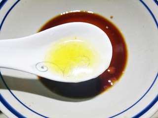 9、超级爽口的凉拌腐竹,半勺花椒油。