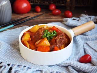 28、番茄土豆烧牛肉,成品图。