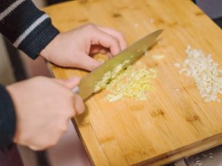 5、红烧茄子,再一点定姜