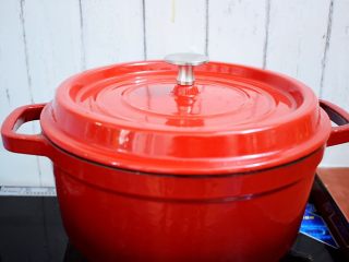 11、香菇炖鸡,大火烧开转中小火炖煮15-20分钟