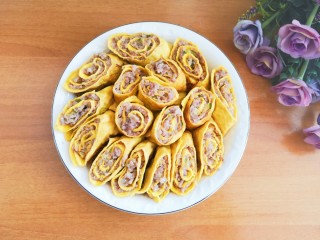 1、年味~树花菜蒸蛋卷,成品图