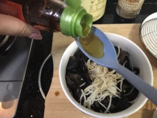 12、超满足便当（20）,半勺芝麻油