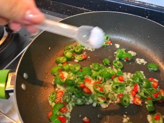 19、超满足便当（20）,加少许盐 翻炒