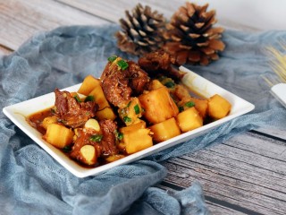 20、排骨烧山药 （电饭煲版）,开吃喽！