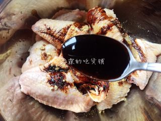 5、香烤鸡翅,生抽。