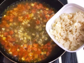 17、西红柿面疙瘩,加入面疙瘩