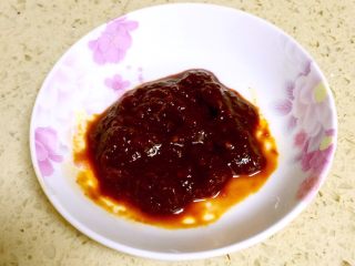 4、麻婆豆腐,郫县豆瓣酱剁碎。