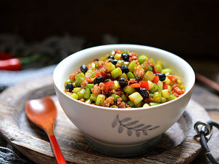 10、炒苍蝇头,盛出就可以吃啦，很下饭哦