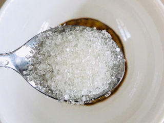 17、凉拌千张,一勺白糖～