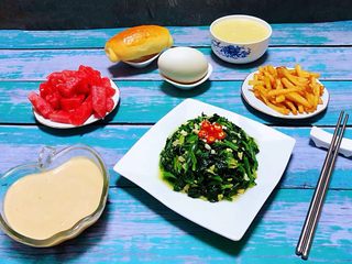 15、蒜蓉菠菜,开开心心吃好每一餐让生活更精彩