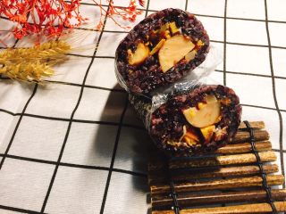 14、网红紫糯米团,大家赶紧试试！营养早餐来一个吧！