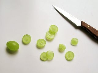 6、章鱼和宝宝出游记,青提子切片