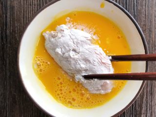 6、薯片鸡翅,鸡蛋液