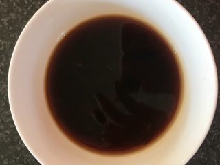 36、日式三文鱼沙拉,有着橙子香味的调味醋就好了。