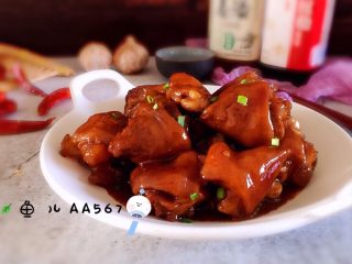 14、#猪年#红烧猪蹄,装盘食用