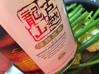 5、东坡肉,黄酒,淋上!