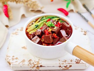 18、水煮猪血,成品一