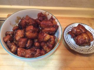 19、江湖中失传已久的红烧肉,肉肉盛出