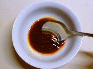 13、豆腐鸡蛋羹,搅拌均匀备用