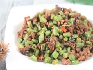 8、这道开胃下饭小菜，简单易学超快手,觉得好吃就多吃一点吧~