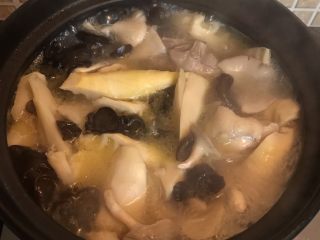 14、春笋炖鸡,完成