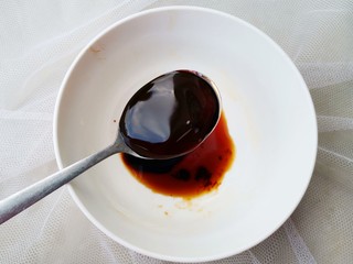 3、红烧土豆,1勺蚝油。