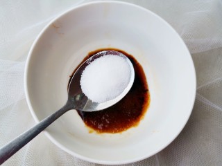 5、红烧土豆,半勺盐。