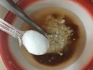 9、做道小朋友也爱吃的酸甜豆腐,再加半勺盐。