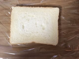 5、豪华三明治,放上一片吐司片