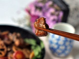 19、香辣干锅排骨,麻辣鲜香，开动吧，