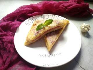 12、火腿西多士,成品。