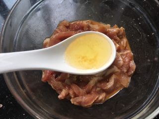 15、改良版蔬菜肉卷饼,玉米油一勺