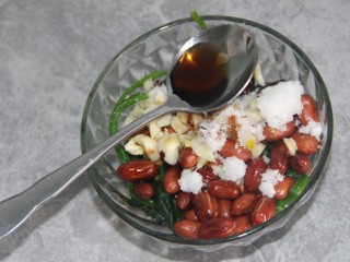 13、果仁菠菜,半勺醋