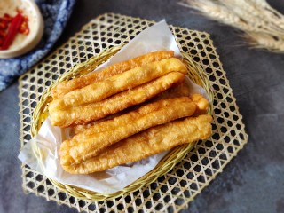 16、简单快手炸油条,简单快手炸油条完成。敏茹意原创作品！