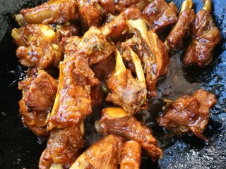 8、十味 红烧排骨,汤汁收的干干净净才入味哦