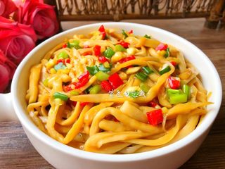 10、手撕杏鲍菇,成品图一