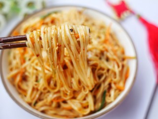 17、好吃到哭的黄磊老师同款拌面,好吃到停不下来。