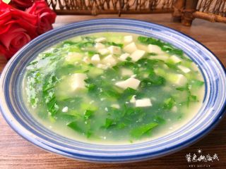 9、青菜豆腐汤,成品图一