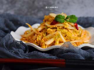 10、凉拌娃娃菜,盛盘，开吃吧！