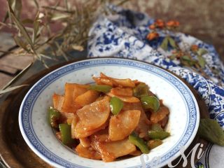 13、柿子椒土豆片（家常版）,出锅装盘即可