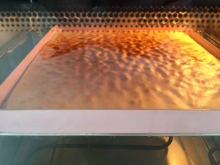 8、虎皮蛋糕卷,出炉。