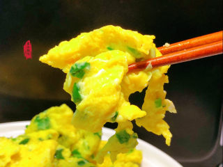 14、小葱炒鸡蛋,超级滑嫩