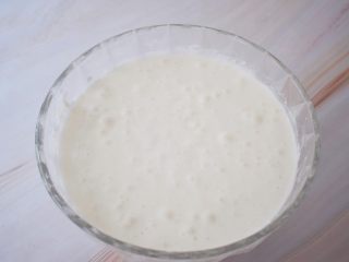 6、米发糕,再次搅拌均匀