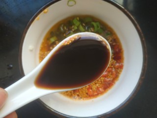 15、手撕鸡胸肉,两勺醋